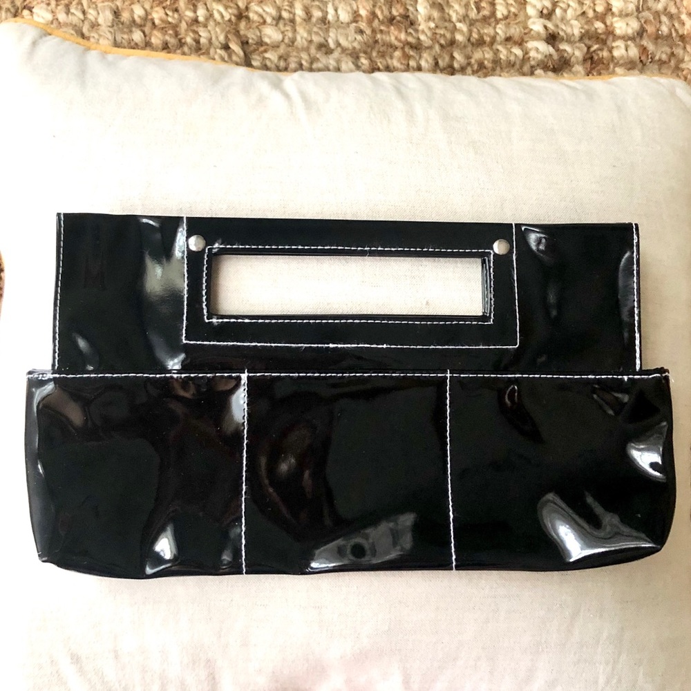 Vintage y2k faux patent clutch